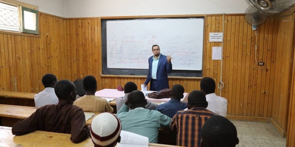 «البحوث الإسلامية» يواصل تنظيم دورات لمراجعة المقررات الدراسية للطلاب الوافدين