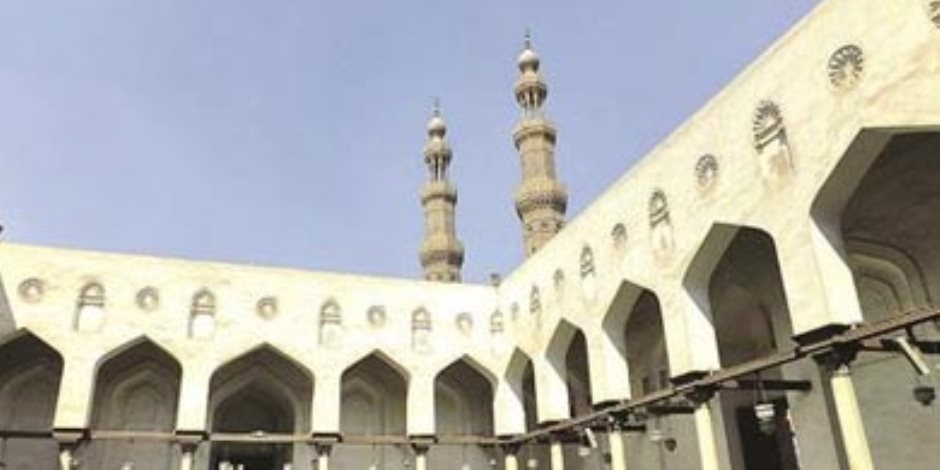 "المسجد المعلق" لرأس الحسين.. جامع الصالح طلائع بمنطقة الدرب الأحمر