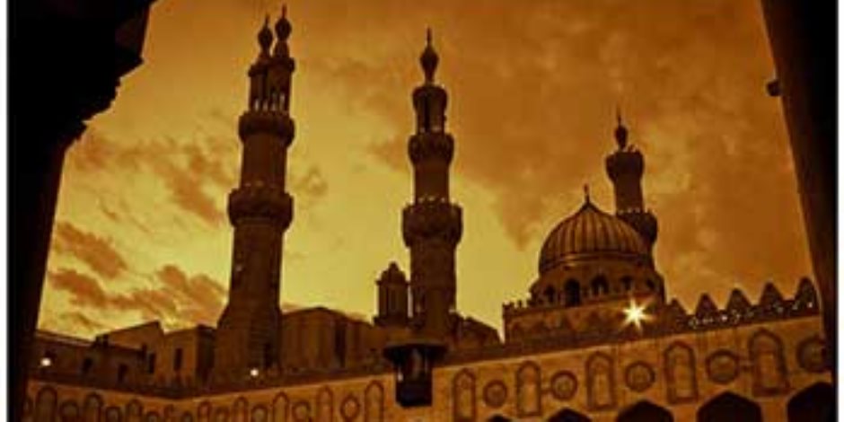 «ليالي رمضان».. شارع الأزهر يحي التراث وهو عظيم