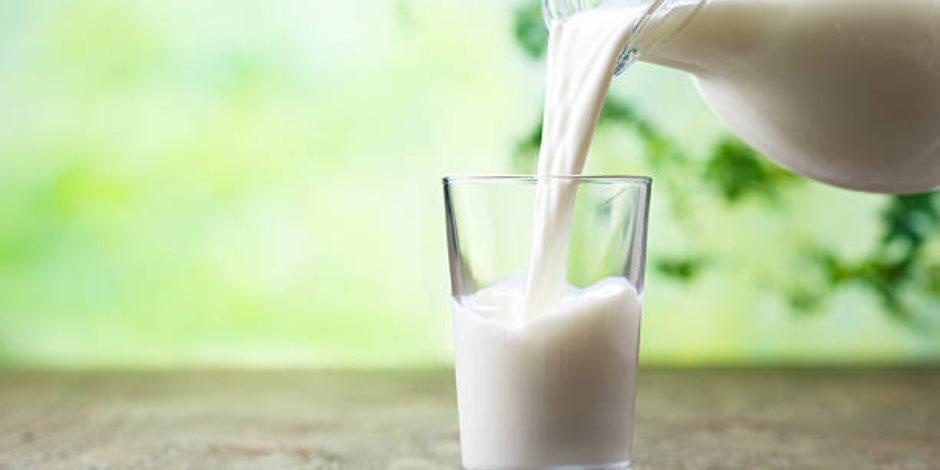 هل يؤثر الغليان على قيمة الحليب.. وما طرق الغليان الصحيحة؟