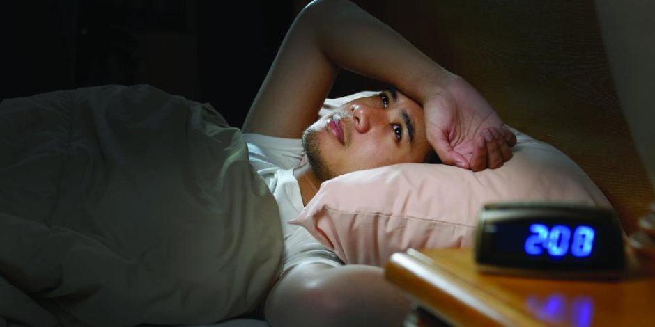 زيادة فى ساعات النوم ومعاناة من الاضطرابات والأرق بسبب العزل المنزلي