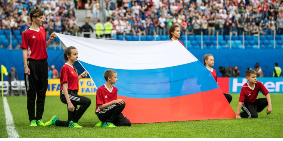 4 آلاف طفل وجهاً لوجه مع نجوم كرة القدم فى مونديال روسيا 2018