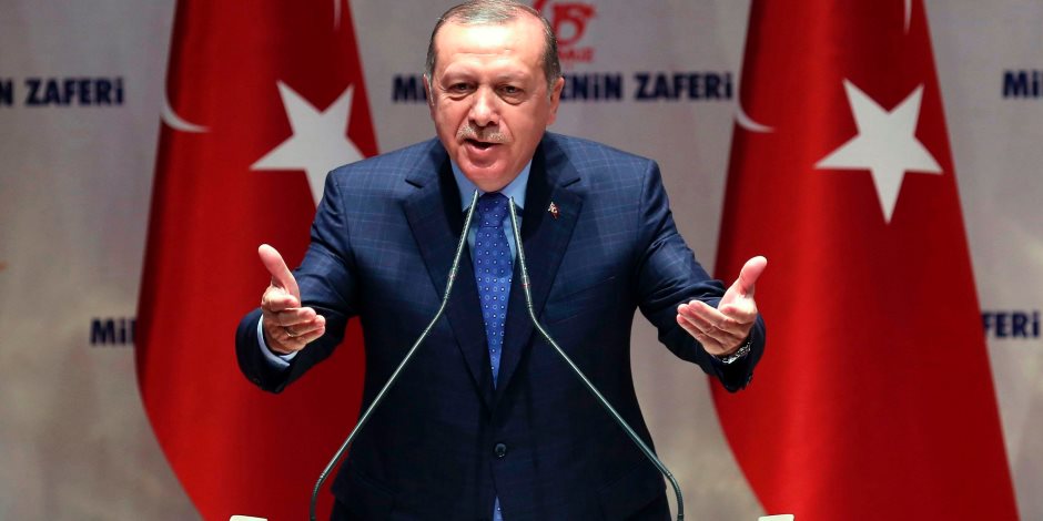 معاناة المعارضة التركية عرض مستمر في ظل ولاية الديكتاتور أردوغان (فيديو)