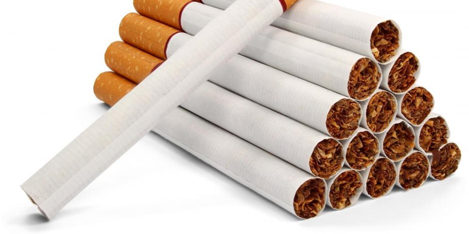 انخفاض كبير بسعر السجائر بالسوق الموازى خلال شهرين بعد اعتماد 400 مليون دولار لشراء تبغ