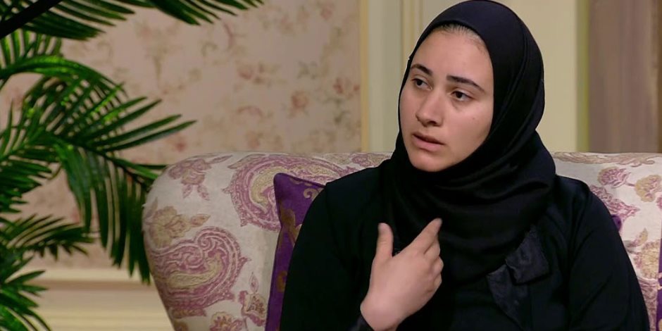زوجة المنسي بعد التحاق ابنها بالإعدادية: "الشهيد لو عايش كان هيحضر معاه"