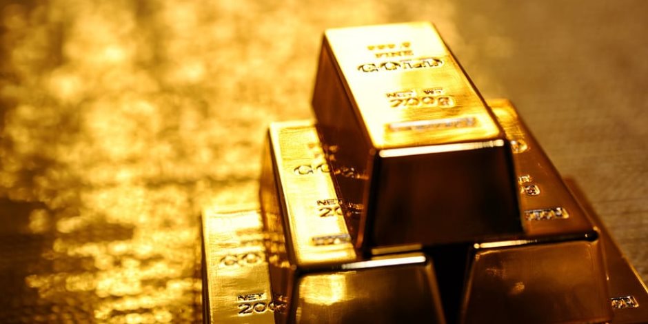 أسعار الذهب تتراجع جنيهين وعيار 21 يسجل 597 جنيها للجرام