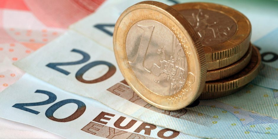 سعر اليورو اليوم الأثنين 13-8-2018 فى مصر