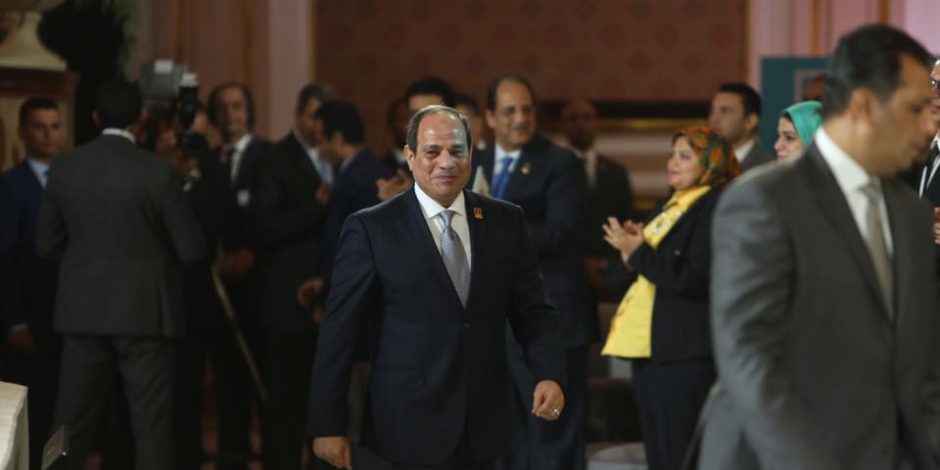 الرئيس السيسي من جامعة القاهرة: «لو رفضتم الإصلاح الاقتصادي.. هاتخرب»