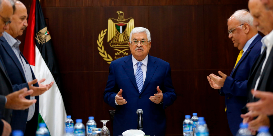 أولمرت يتغزل في الرئيس الفلسطيني: أحترمه كثيرا.. والوحيد القادر على إنجاز السلام