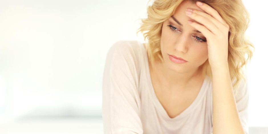 التبول المتكرر وآلام المفاصل أبرزها.. 5 أعراض لانقطاع الطمث قد لا تعرفها المرأة