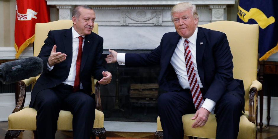 كيف حاصر ترامب تركيا اقتصاديا؟.. أردوغان يقود سفينة تركيا إلى الهاوية