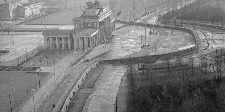 ذكرى بناء جدار برلين.. كيف جسدت السينما معاناة الألمان؟
