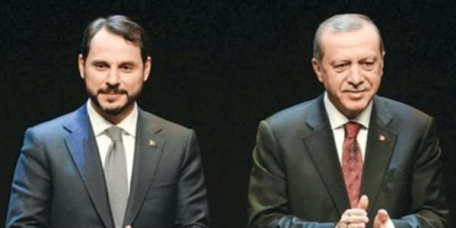ازدواجية أردوغان.. يعترف بالأزمة الاقتصادية التركية ويصفها بـ«الوهمية»