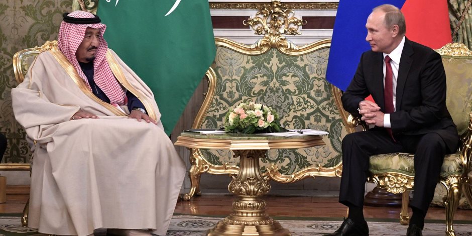 لماذا استجاب بوتين لدعوة الملك سلمان بزيارة السعودية؟ سياسي سعودي يجيب