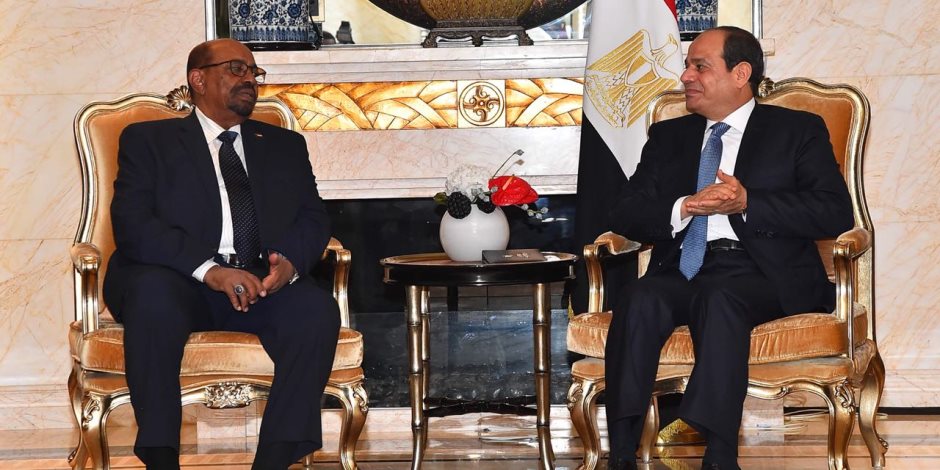 الرئيس السيسي يلتقي نظيريه الصومالي والسوداني ويشيد بتطور العلاقات الإيجابية بين الدول الثلاث