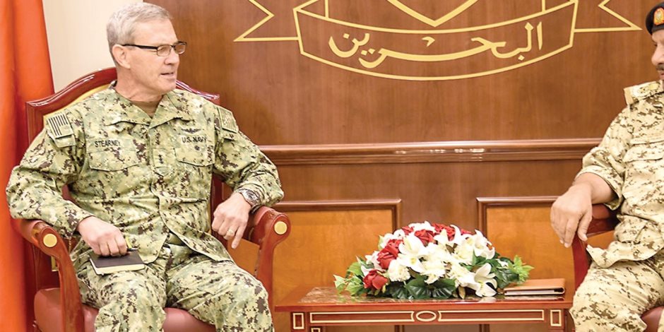 تدعم الحوثي وتهدد الملاحة العالمية.. ماذا قال قائد الأسطول الخامس الأمريكي عن خطورة إيران