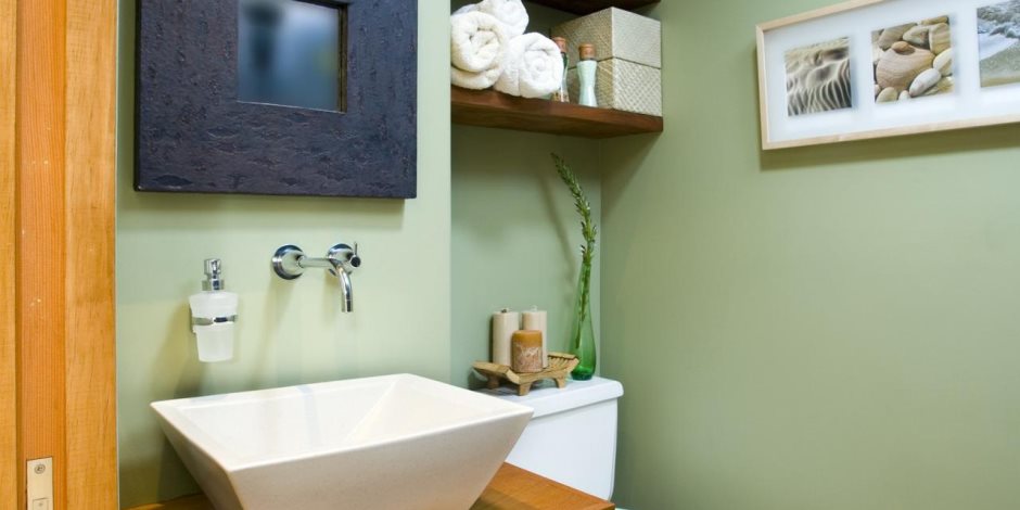 هل يشكل تنظيف الحمام أزمة لكٍ؟.. 4 عادات تحافظ على نظافته دون مجهود