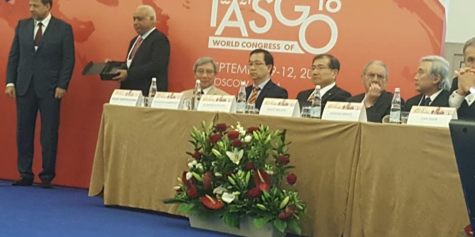 تكريم عالم مصري خلال المؤتمر الدولي للجهاز الهضمي والكبد المنعقد في موسكو 