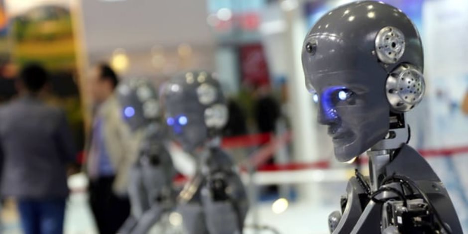 يصبحون أسيادًا.. كيف ستندلع ثورة "الروبوتات" القريبة؟