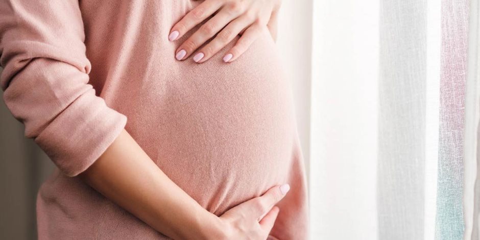 الأمومة ليست سببا للمعاناة.. 9 نصائح عملية للتخلص من قيء وغثيان الحمل (فيديو)