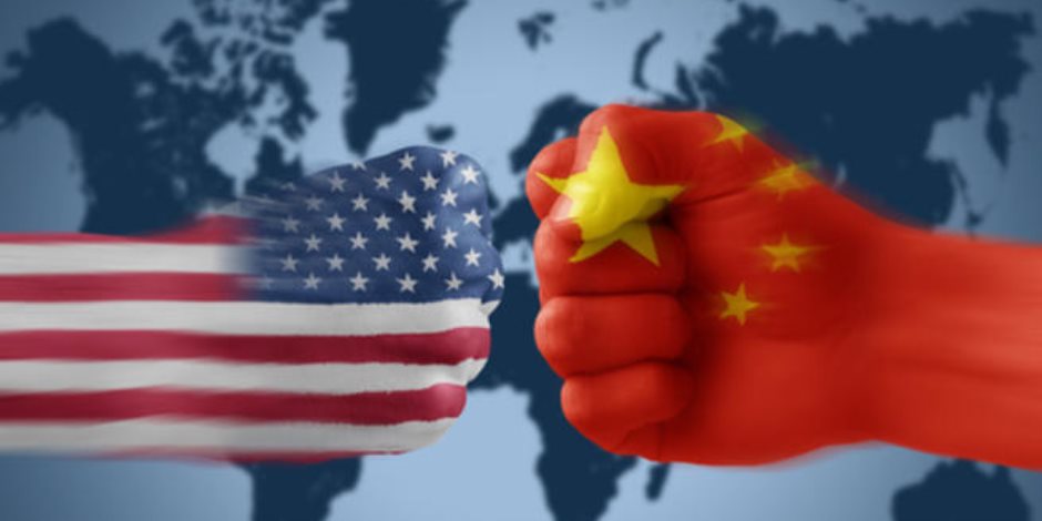 الاقتصاد العالمى فى خطر.. الأوراق فى يد أمريكا والصين واليابان طرفًا آخر من اللعبة