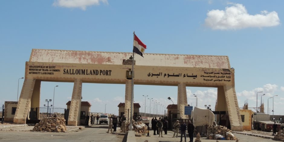 طوارئ على الحدود المصرية الليبية.. والسبب: مرض حيواني غامض انتشر بين الأغنام 