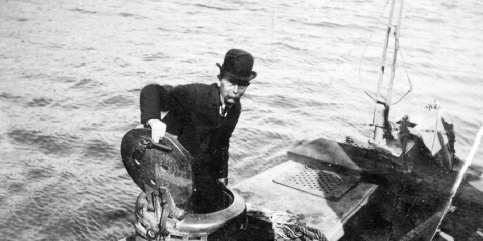 «جون هولاند».. قصة مهندس إيرلندي ابتكر الغواصة الحديثة