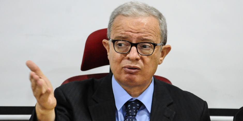 نائب رئيس الوزراء يبحث مع رئيس الوطنية للإعلام تطورات خطة الإصلاح المالي