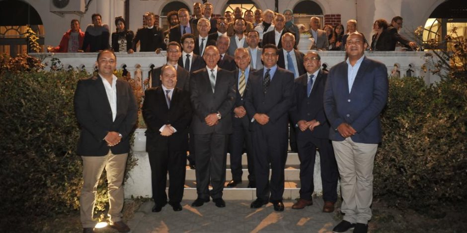 سفير مصر في بلجراد يستضيف اجتماعاً لمحافظ البحر الأحمر مع الجالية المصرية في صربيا