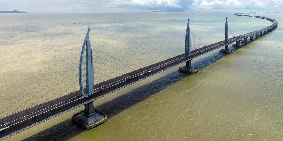 يحتوي على 420 ألف طن من الفولاذ.. الصين تستعد لافتتاح أطول جسر بحري في العالم