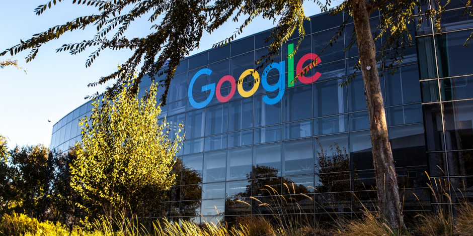 جوجل "Google" يحتفى بعيد ميلاده 23 فمن هو مؤسسه؟