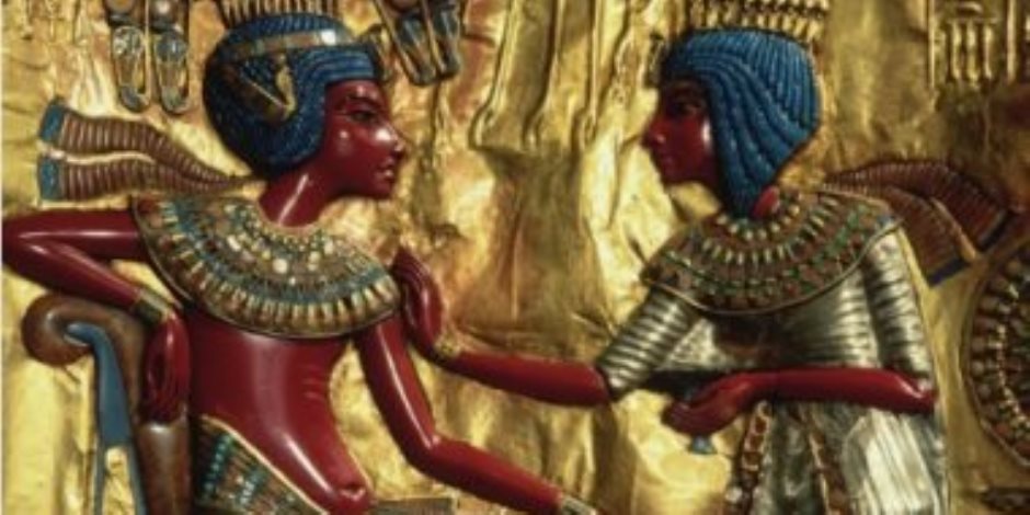 رحلة 5 آلاف عام.. صحيفة تبرز 5 قطع لا يمكن تفويتها فى المتحف المصرى الكبير