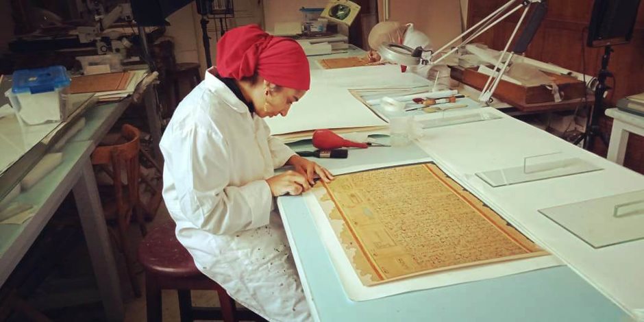 بعد تخزينها 113 عاما.. المتحف المصري يعرض بردية تضم 40 تعوذة من كتاب الموتى