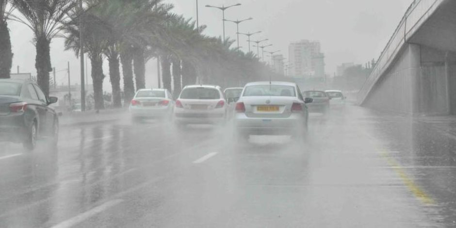 سوق على مهلك سوق.. ارشادات المرور لتفادي الحوادث بسبب سقوط اﻷمطار