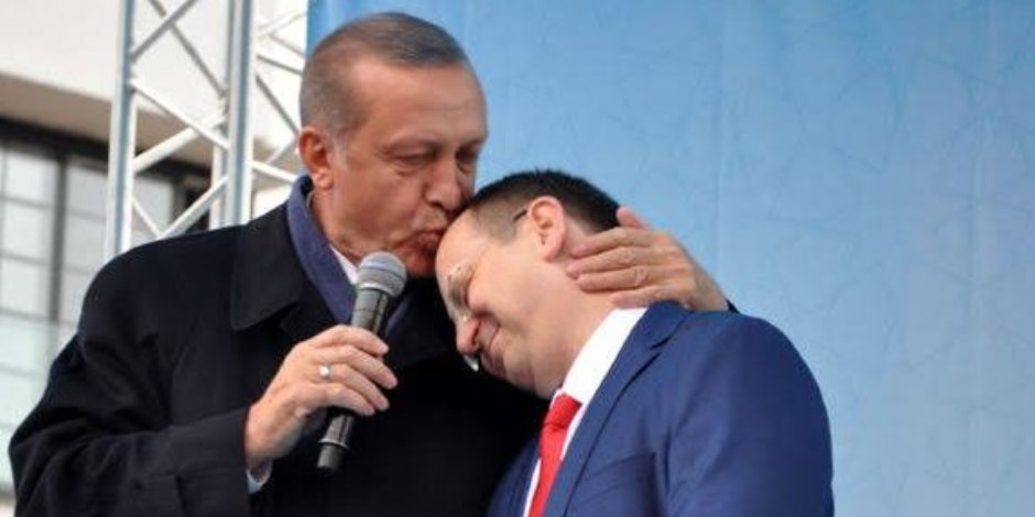 بعد فشل سياساته تجاه تركيا.. هل يبدأ مؤيدي أردوغان في التراجع عن دعمه؟