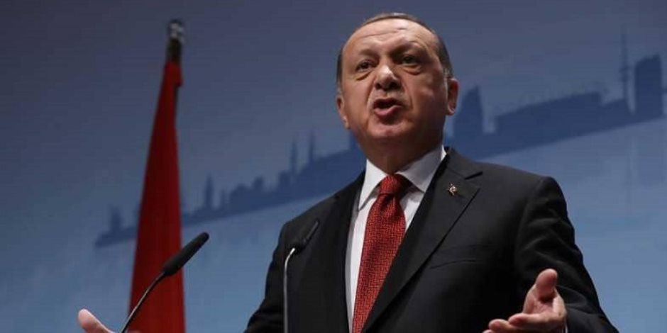 يفضل القذارة سرا.. من هو سادات بكر «قرين» أردوغان الذي يوسوس له؟