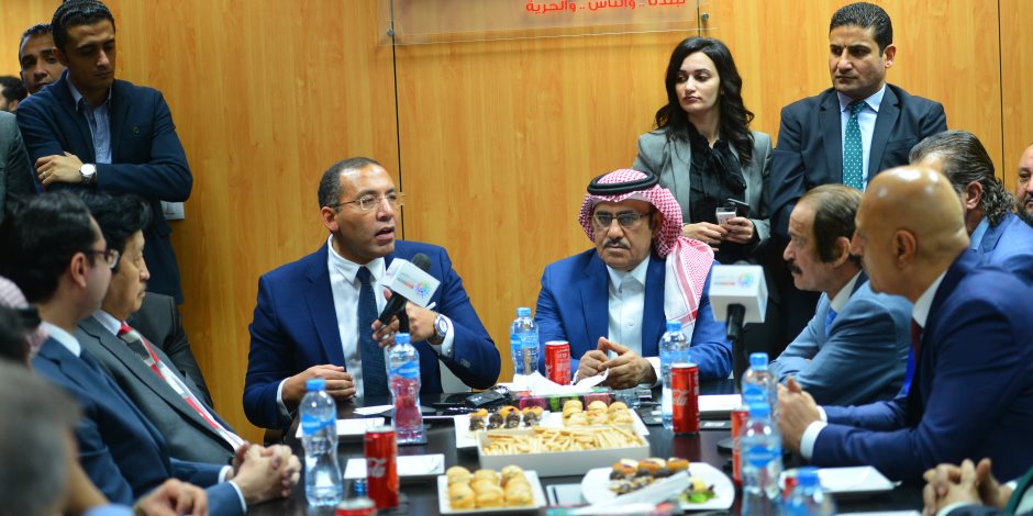 خالد صلاح يدعو لإطلاق مشروع إعلامي مصري سعودي من مدينة "نيوم"