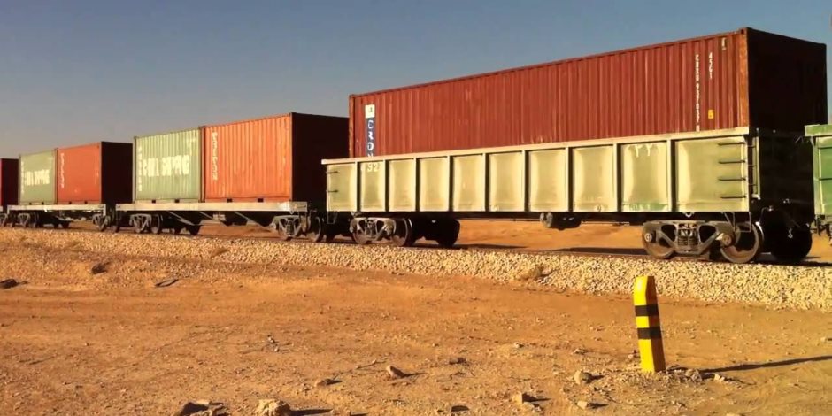 السكك الحديد تطور خدمات نقل البضائع.. كيف تخطط «الهيئة» لزيادة إنتاجها إلى 2 مليار؟
