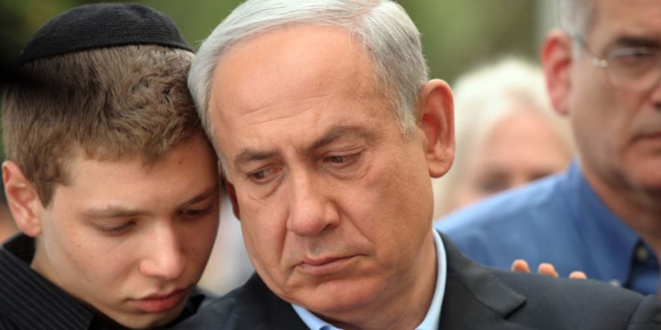 نجل نتنياهو يستهدف المسلمين في إسرائيل