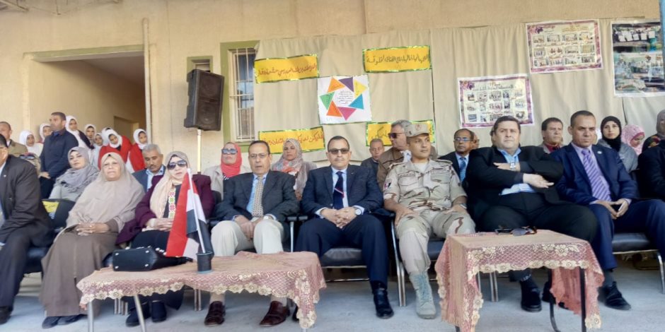 محافظ شمال سيناء يشهد حفل تنصيب اتحاد طلاب مدرسة الشهيد لواء أحمد عسكر (صور)