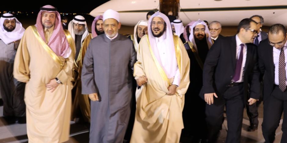 شيخ الأزهر يزور السعودية ويلتقي الملك سلمان (صور)
