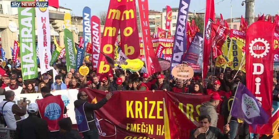 حزب تركي بارز: العاطلون عن العمل بتركيا يتجاوزون عدد سكان 94 دولة
