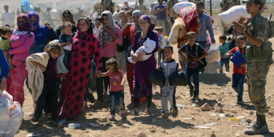 «العربي لحقوق الإنسان» يعرض تقريره حول أوضاع المهاجرين واللاجئين في مصر