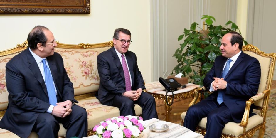 الرئيس السيسى يلتقي مدير المخابرات اليوناني لبحث التعاون الثنائي