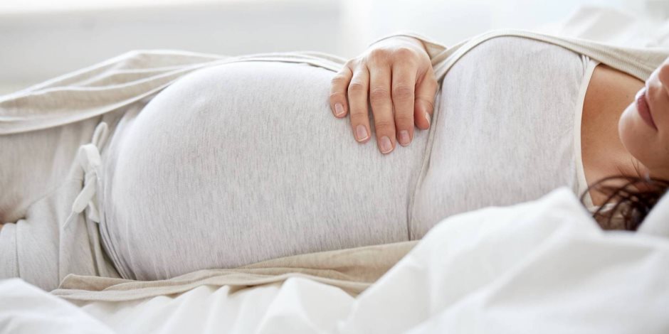 تلوث الهواء يؤثر على الجنين.. دراسة جديدة تؤكد خطورة تعرض الأم الحامل للضرر