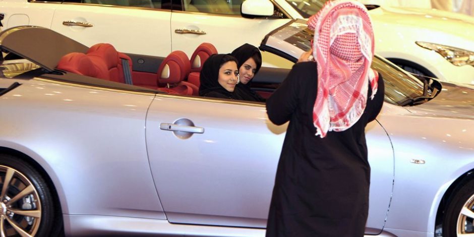 40 ألف رخصة قيادة في أقل من عام.. المرأة السعودية تواصل حصد المكاسب