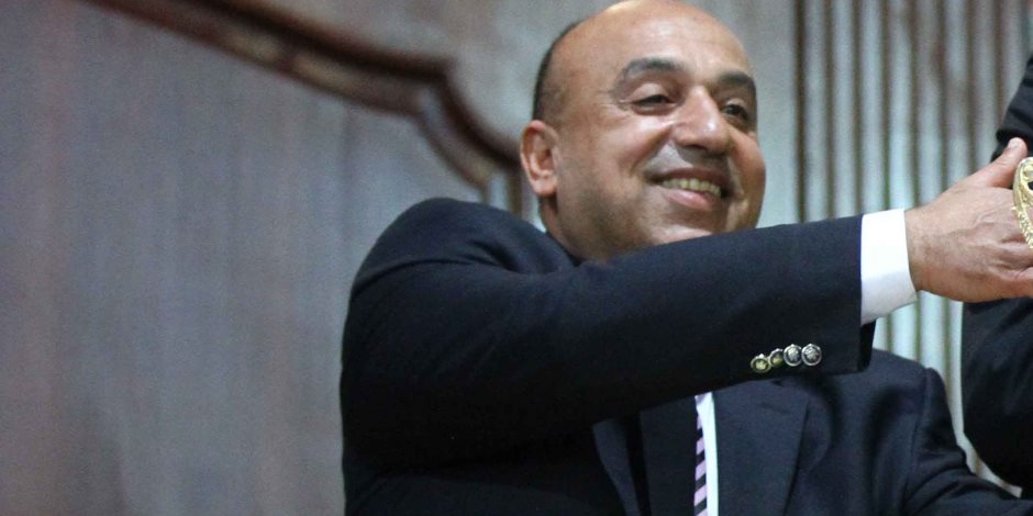 رئيس البعثة المصرية في كأس العالم بإسبانيا: 300 دولار مكافأة التأهل إلى المربع الذهبي