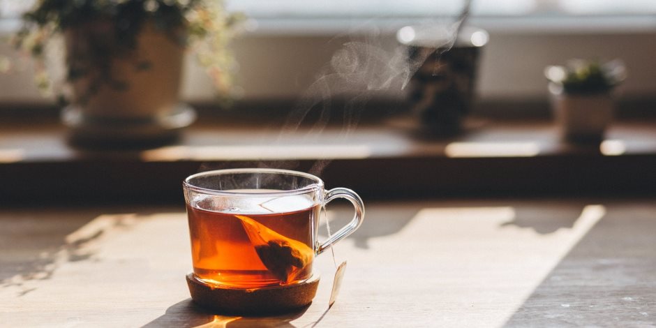 الإكثار من الشاي يسبب السرطان للرجال والإجهاض للسيدات