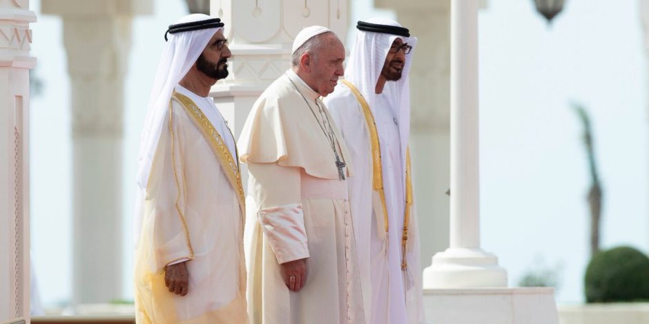 حلال لكم وحرام على الإمارات؟.. قطر ومحاولات تشويه زيارة البابا فرنسيس (فيديو)