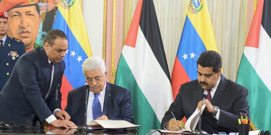 ردّ الجميل.. لماذا أعلن الرئيس الفلسطيني دعم «مادورو» من منصة الاتحاد الأفريقي؟